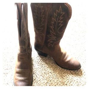 Ariat Heritage R Toe Western Boots